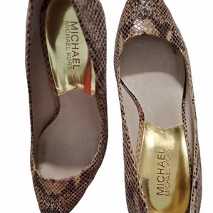 Michael Michael Kors Snakeskin Mid Pumps US 9 M